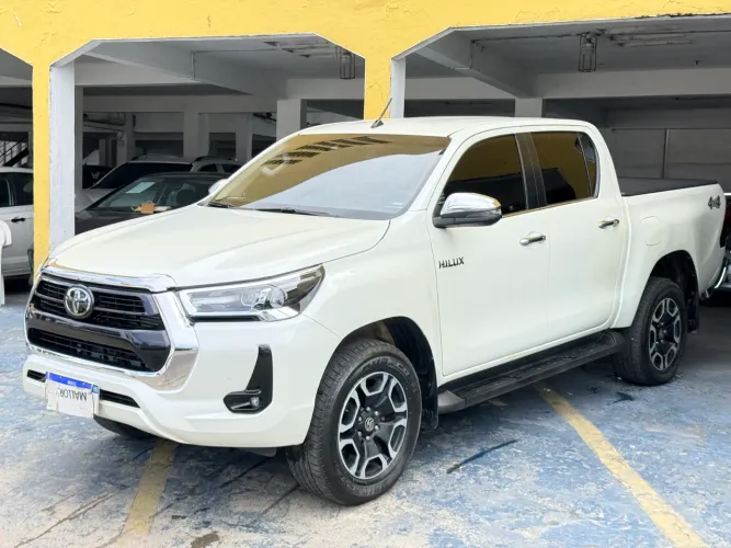 Toyota Hilux CD SRX 4X4 2.8 TDI 16V Diesel Aut. 2021