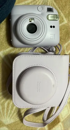 Fujifilm instax mini12 + case + 20 filmes