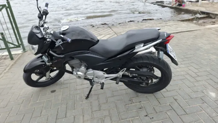 Honda CB300R