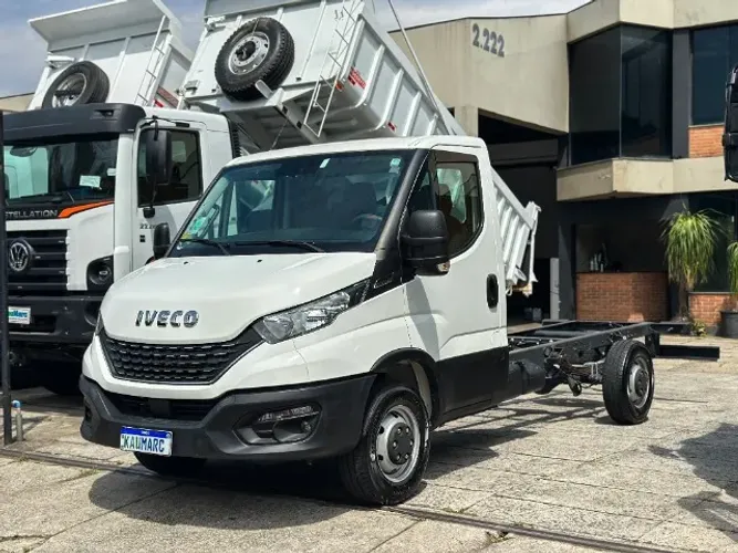 Iveco Daily 35-150 Ano 2022 4x2 Único Dono Financia até 100%