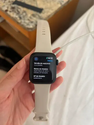 Apple Watch SE GPS + Celular 2ª Geração 32GB 40mm 100% saúde da bateria ORIGINAL