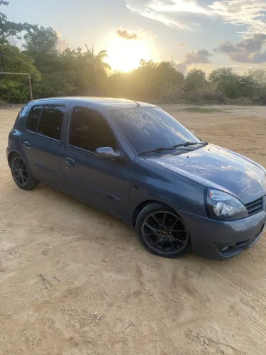 Renault Clio Hi-flex 1.0 16V 5P 2011