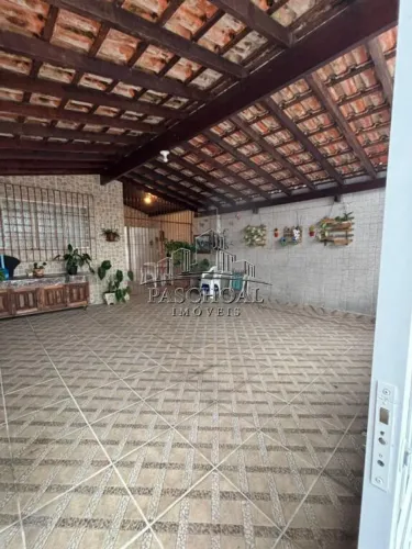 CASA COM 160,00 m² - CAIÇARA - PRAIA GRANDE SP