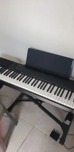 Piano digital Casio CPD - 135