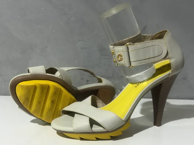 Sandália Carmen Steffens 35