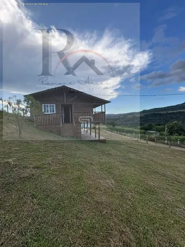 Sítio para Venda em Alfredo Wagner, 3 dormitórios, 1 banheiro