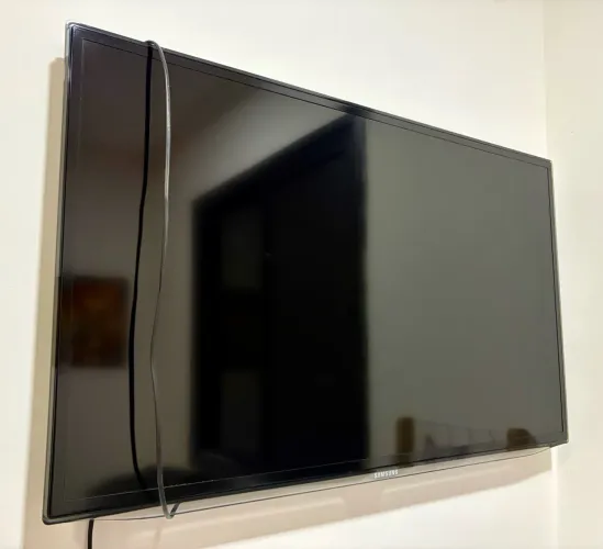 TV Samsung LED 40 Polegadas Full HD - Controle Original