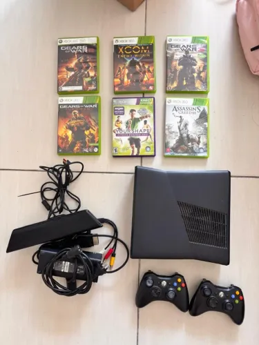 XBOX 360 (HD NÃO FUNCIONA) + JOGOS