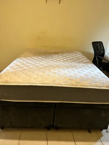 CAMA BAÚ CASAL BIPARTIDA COM O COLCHÃO