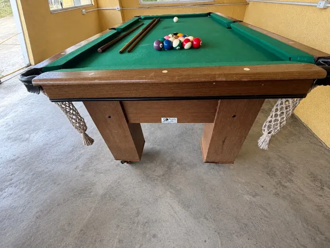 MESA DE SINUCA EM ÓTIMO ESTADO