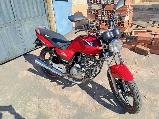 Moto em dias