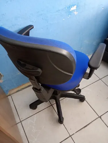 Cadeira giratória com Almofadas ortopedica 