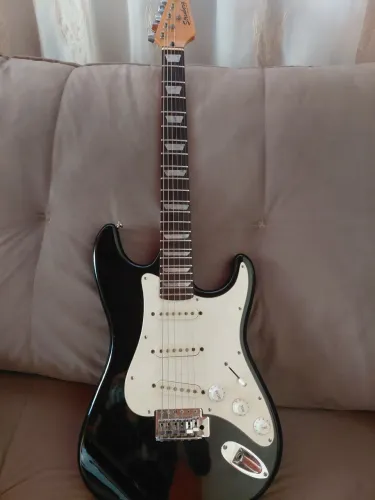 Guitarra Stratocaster - Strinberg