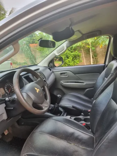 Mitsubishi L200 Triton Sport GLS 2.4 CD Diesel Mec. 2018