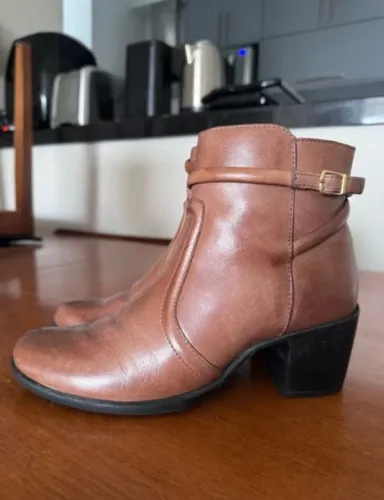 Bota de couro PREGO