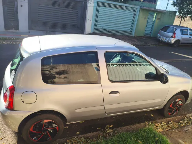 Renault Clio Authentique 1.0/1.0 Hi-power 16V 3P 2014