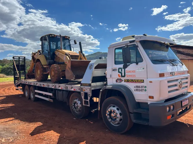 Caminhão bi truck prancha fixa
