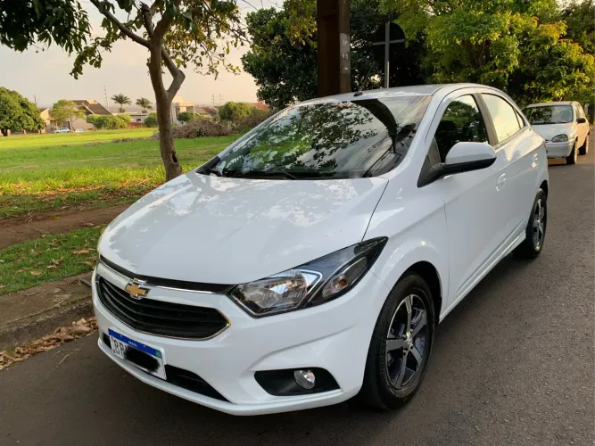 Chevrolet Onix Hatch LTZ 1.4 8V Flex Aut. 4P 2018