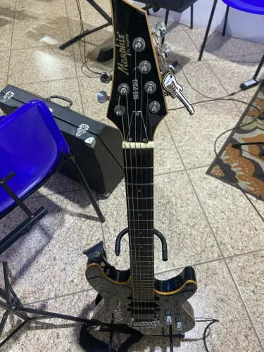 Guitarra Tagima