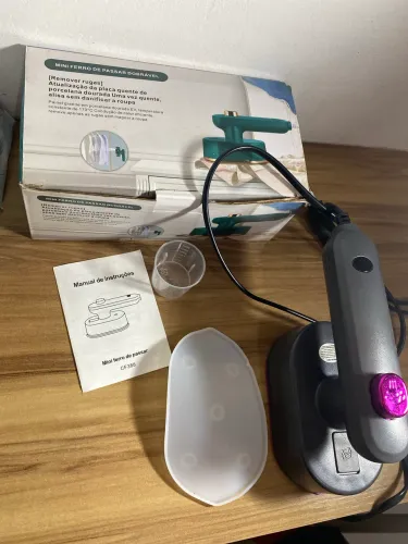 Mini ferro de passar dobrável 