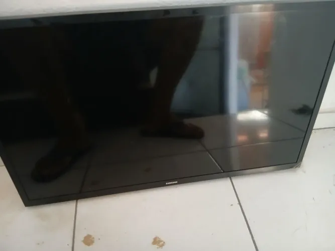 Vendo TV Samsung 32 com defeito