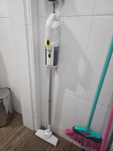 Aspirador de Pó 220V <br><br>Kärcher Aspirador de Pó Vertical 2 em 1 VCL 2 com filtro 220V