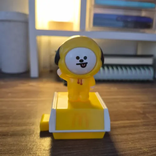 Chimmy BT21 McDonald's Coleção