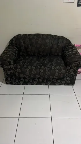 Vende se par de sofás