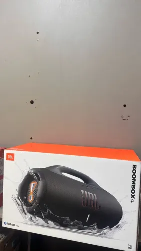 JBL BoomBox 4