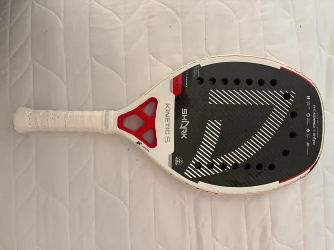 Raquete de Beach Tênis Shark Kinetic S 2024
