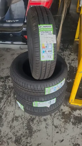 Pneu 175 70 13 novo 
