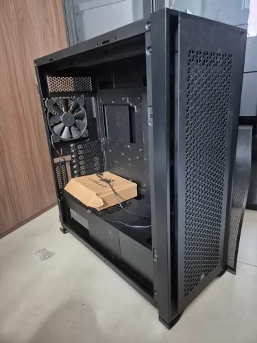 Corsair 7000D