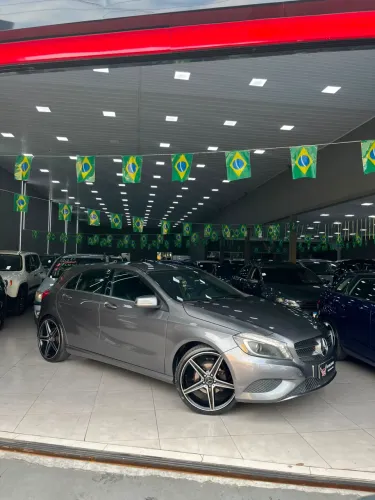 Mercedes-Benz Classe A 200 1.6 TB 16V Style 156cv Aut. 2015