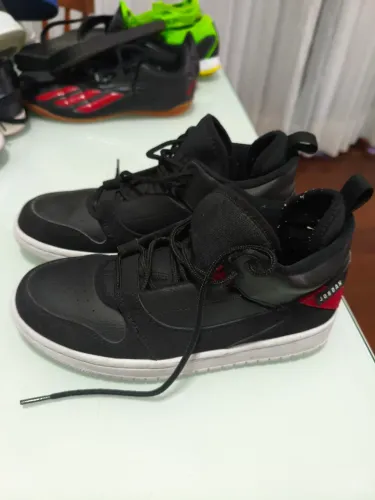 Nike Jordan Acess