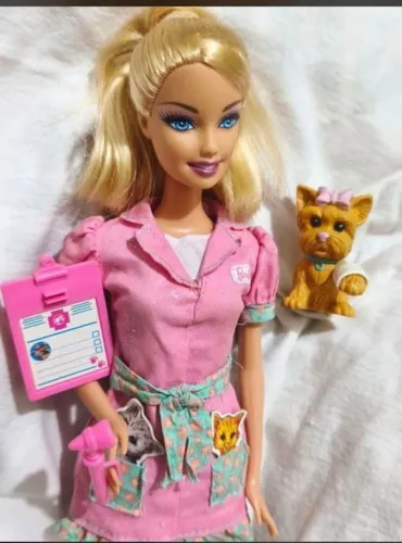 Barbie veterinária, coleção eu quero ser 