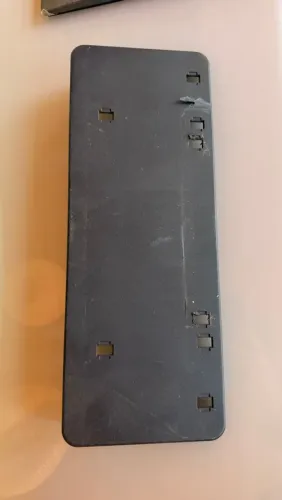 Suporte para placa dianteiro BYD Seal