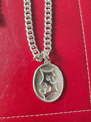 Corrente e pulseira de prata com 124 g