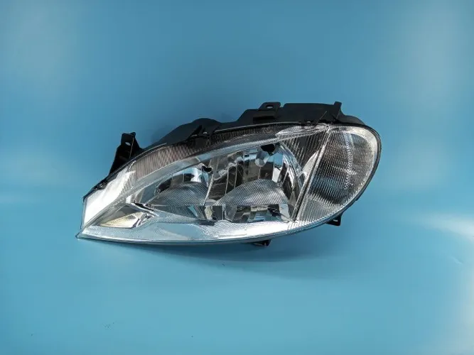 Farol Megane 2000-2005 TYC