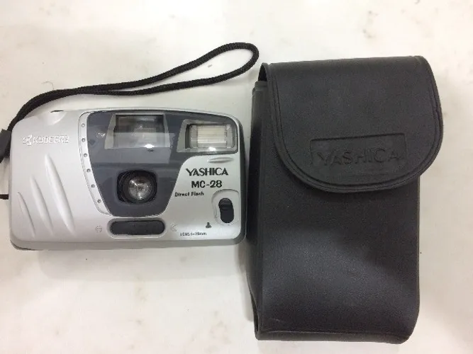 Camera Fotografica Yashica Mc-28