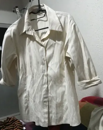 Blusa branca, de manga