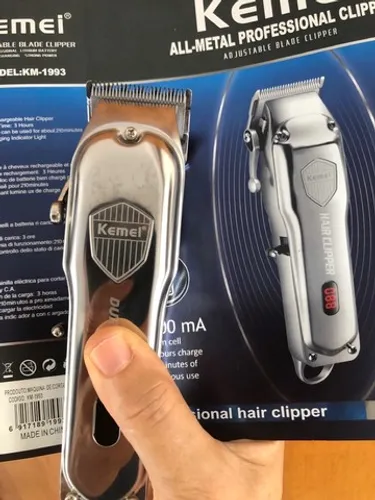 Máquina Kemei inox edição especial  Nova lacrada 