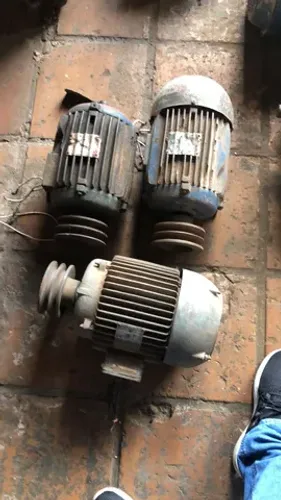13 Motores elétricos de baixa e alta rotação 