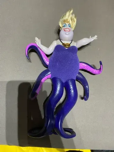 URSULA BONECA DISNEY