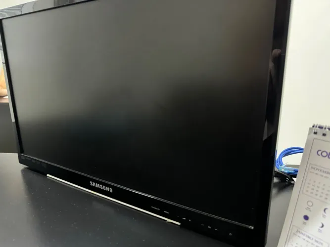 TV Samsung - 21 Polegadas - HDMI