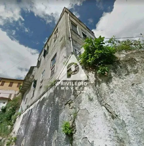 Sobrado à venda, 10 quartos, 2 varandas, 7 banheiros, cozinha, 200M², Glória. RIO DE JANEI