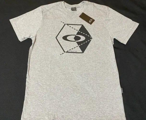 Camiseta Oakley P
