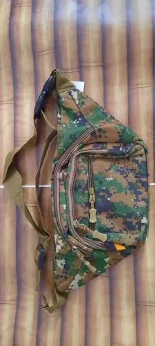 Pochete camuflada, ideal para atividades ao ar livre!