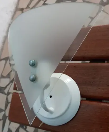 3 Luminárias usadas. Vendo R$ 40,00