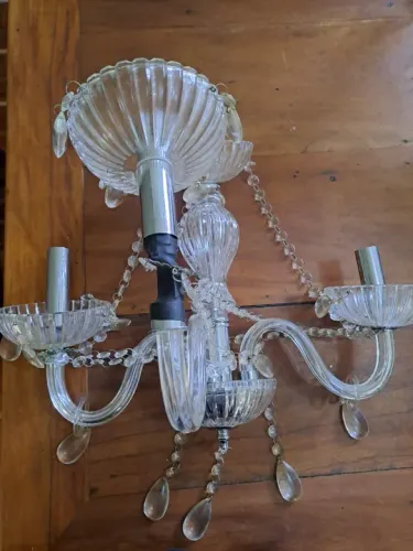 Lustre Candelabro 3 Lâmpadas Cristal Clássico LLUM Bronzearte em perfeito estado.