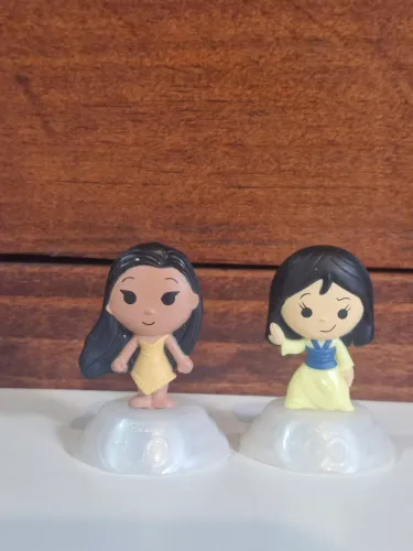 Miniaturas Disney 100 anos - Pocahontas e Mulan - mclanche feliz